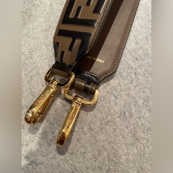 SOLD Fendi FF calfskin strap - Picture 3 of 4
